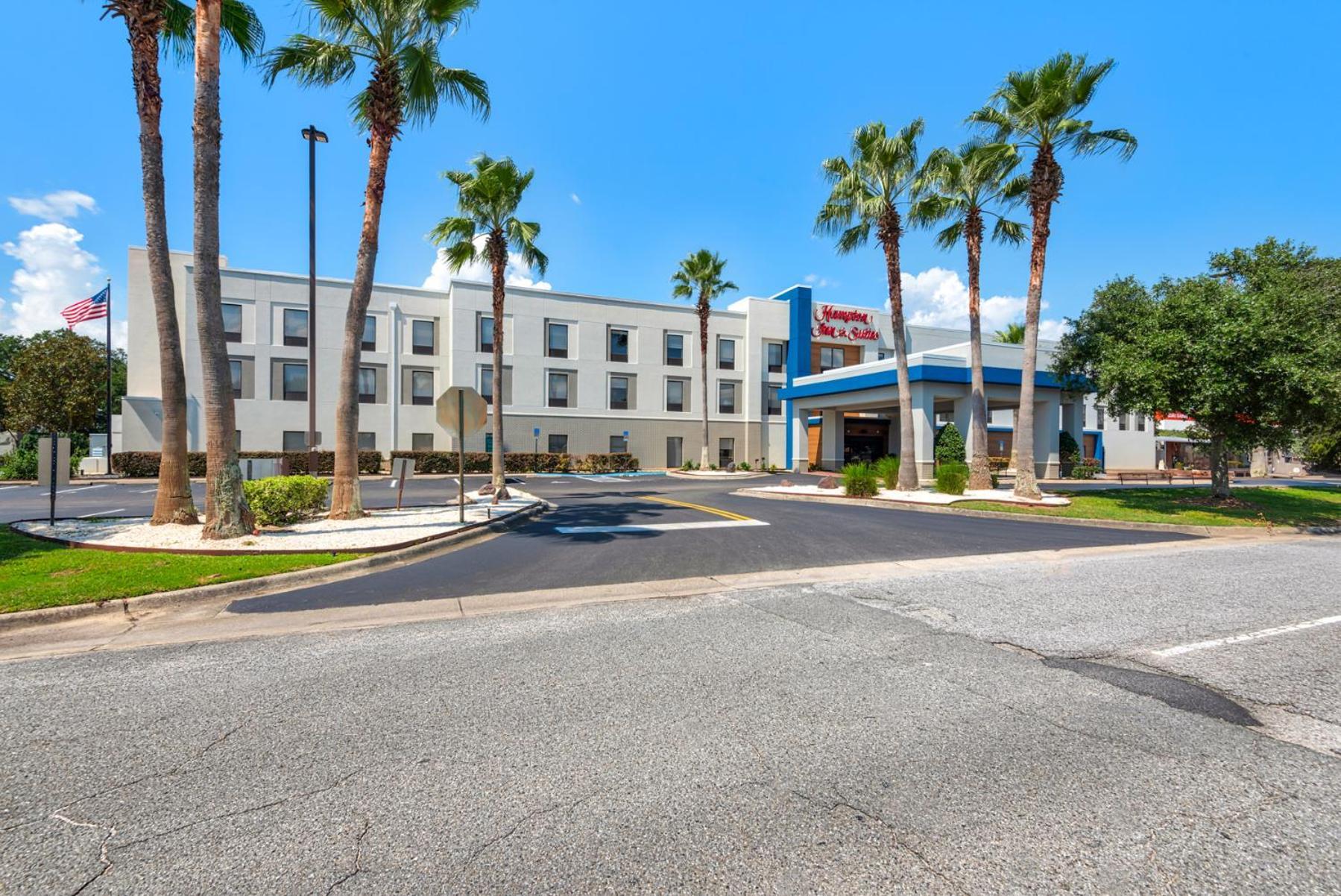 Hampton Inn & Suites Pensacola I-10 N At University Town Plaza Buitenkant foto
