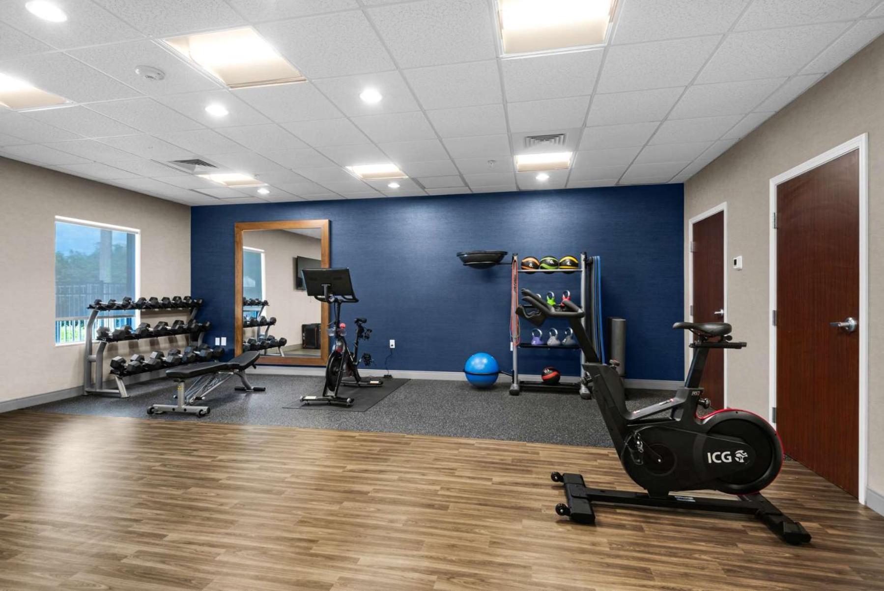 Hampton Inn & Suites Pensacola I-10 N At University Town Plaza Buitenkant foto