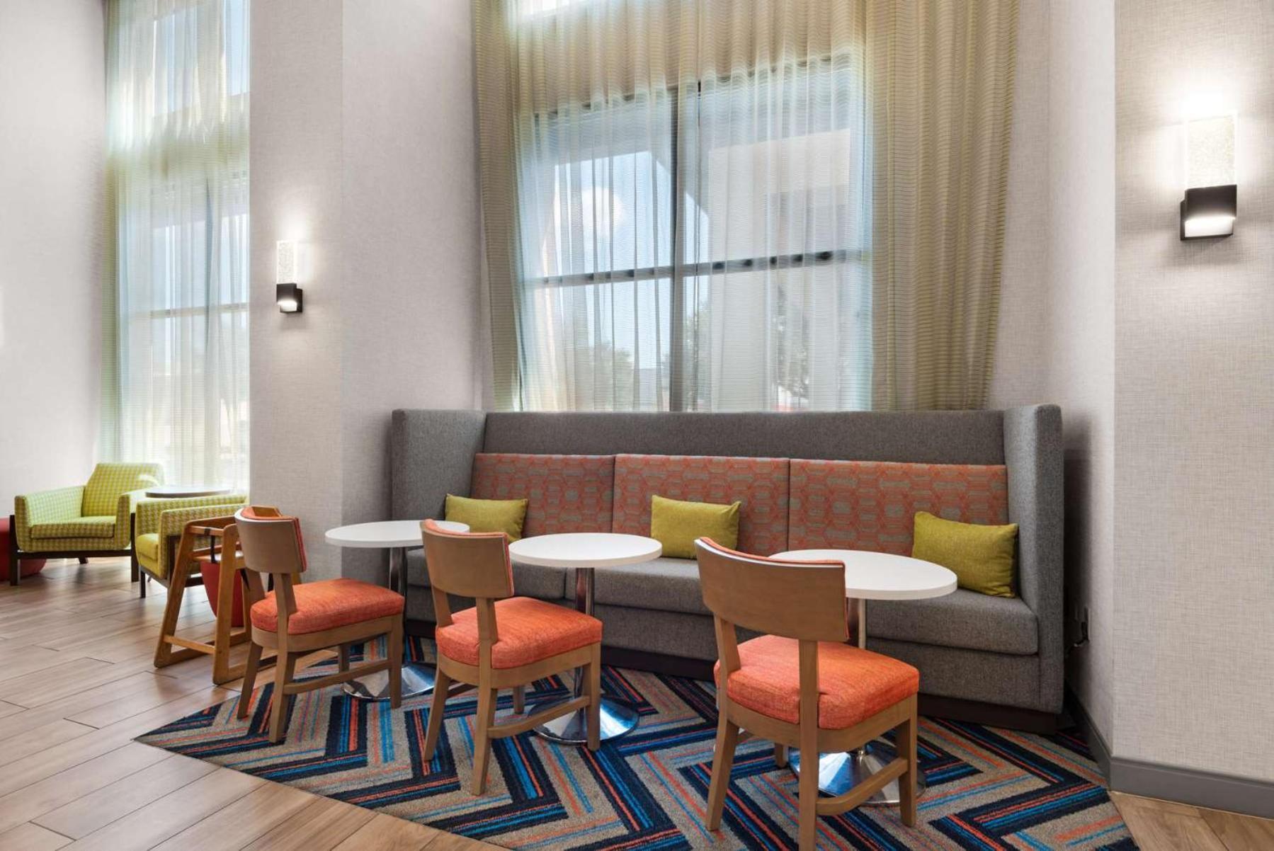 Hampton Inn & Suites Pensacola I-10 N At University Town Plaza Buitenkant foto